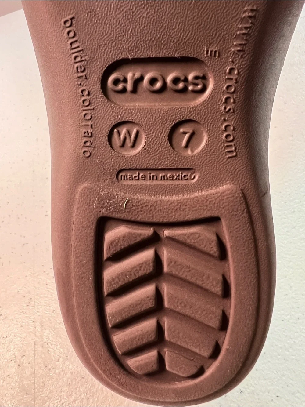 CROCS Women’s ”Jayna Sling Back” Size 7 Solid Black w/Rhinestone on Strap EUC